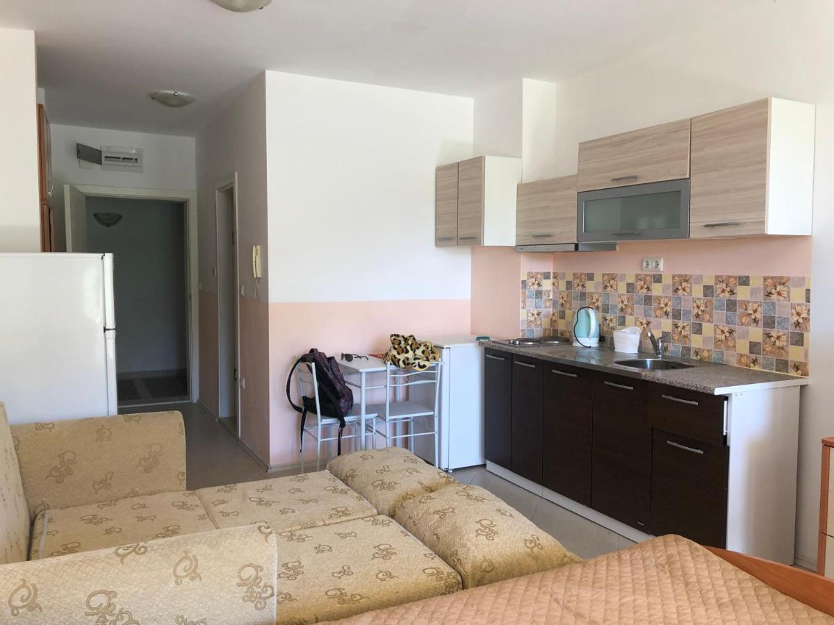 Apartments In Green Life Complex - 1 Bedroom And Studio Sozopol Eksteriør bilde